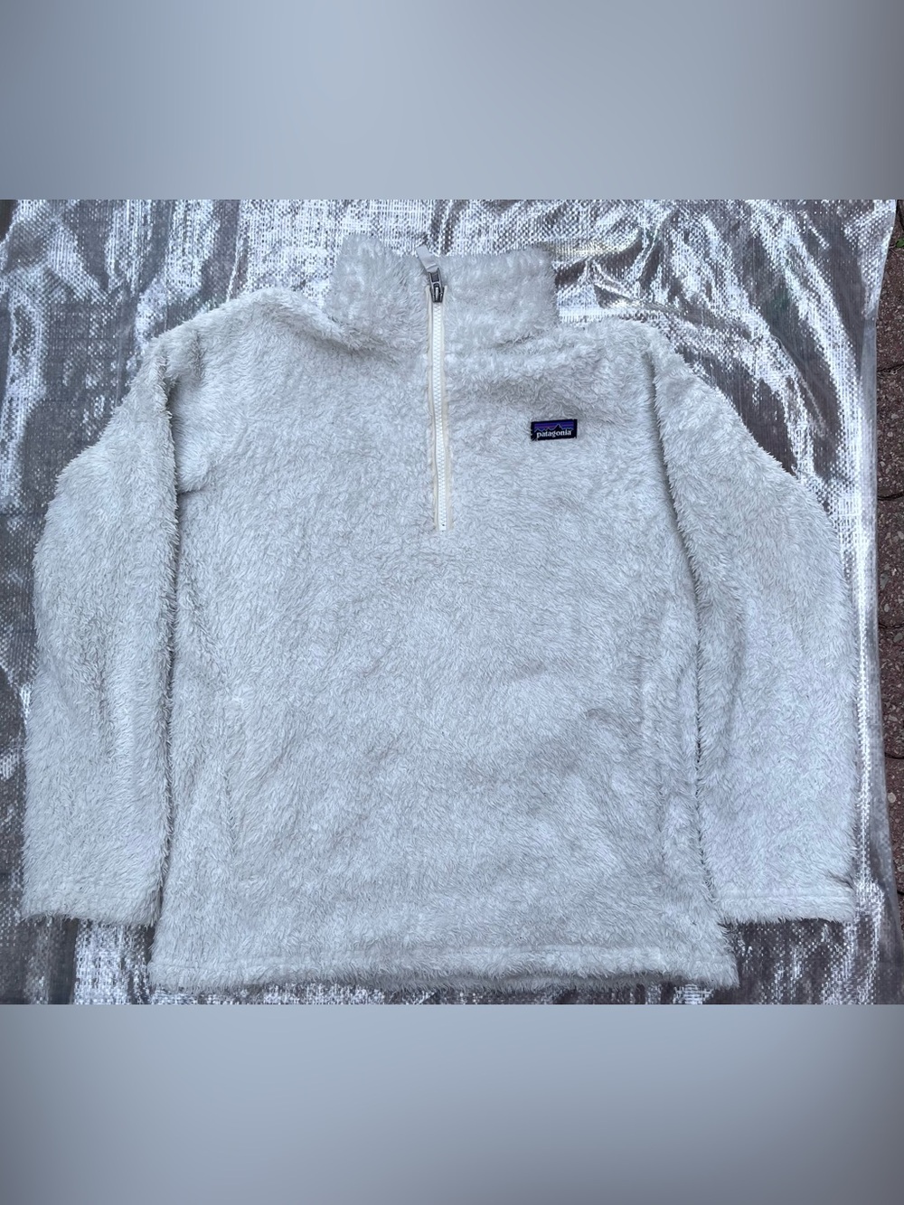 Patagonia Light Gray Fuzzy Pullover Sz women’s XL